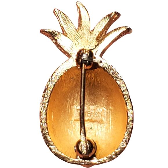Vtg Crown Trifari Signed Mini 1" Pineapple Gold Tone Textured Scatter Pin Brooch - Picture 2 of 4
